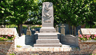 Monument aux morts 1914-18, 1940-45