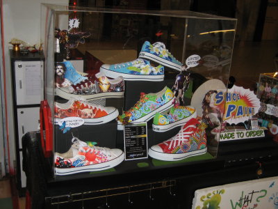 What's Shop Shoe Art display