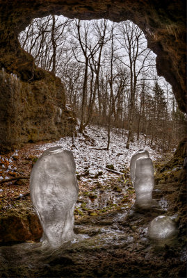 ice stalagmites in Hamilton Cave