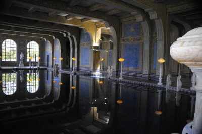 Castle Hearst the pool inside, Californie