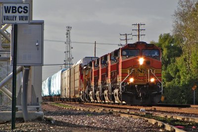 New Metrolink cars through La Mirada, CA on BNSF's M-WATBAR. 12/29/10.
