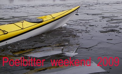 winter_kayaking