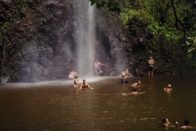 Kauai Waterfall above Wailua river 02.jpg
