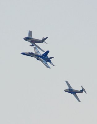 SabreF-18Snowbird.jpg