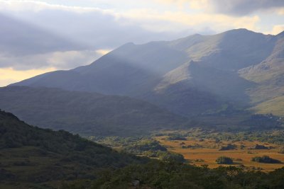 Late afternoon in the Irish mountains