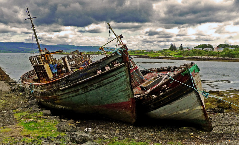 Old Boats on Mull 2.jpg