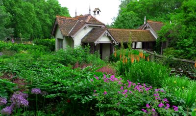 London Park Cottage.jpg