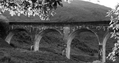 Glenfinnan Viaduct 2.jpg