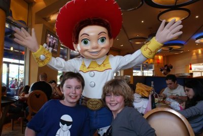 disney 2009054 (Small).JPG