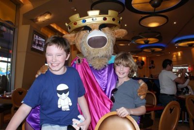 disney 2009067 (Small).JPG