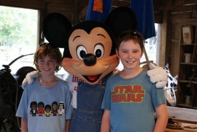 disney 2009243 (Small).JPG