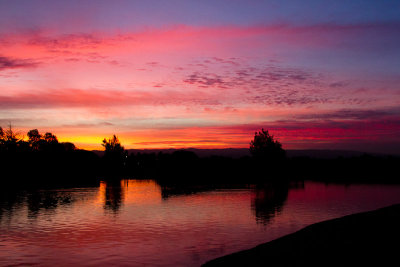 Sunset at Shoreline Lake