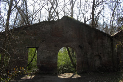 Early 1900's structure on Belle Isle