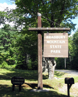 Entrance to bradbury. I had a really long day there, the trails were super.