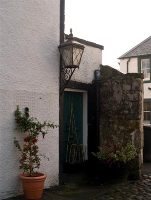 Culross - Courtyard