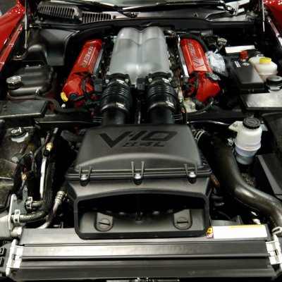 Dodge Viper 600HP V-10