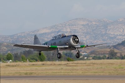 [37] 1958 North American AT-6D Texan