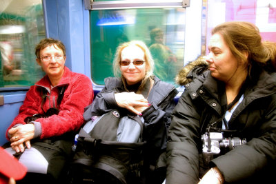Seasoned Metro travellers...!
