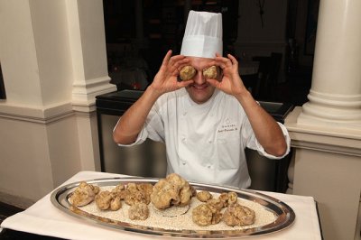Chef-truffles-O.jpg