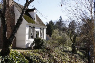 23.  A Williamsburg cottage.