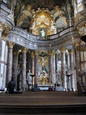 17.  The private chapel in the Residenz