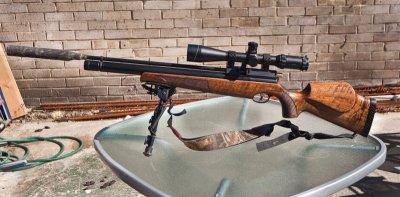 Air Arms S410 fitted with MTC Viper 3-12x44 Scope