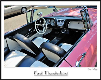 Ford Thunderbird.jpg