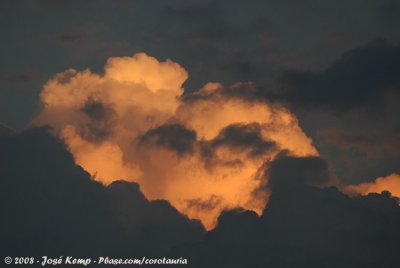 Lightened cloud in the last light...