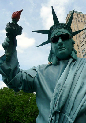 statue of liberty guy