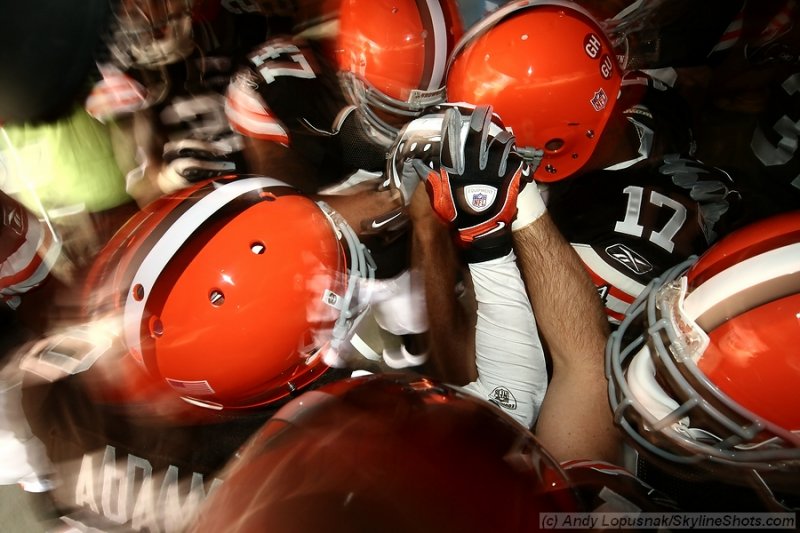 Cleveland Browns huddle