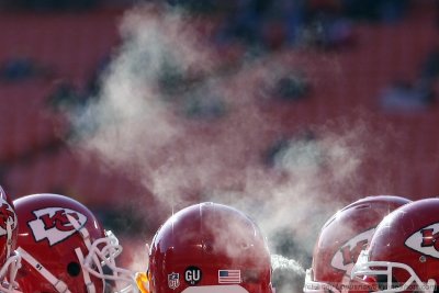 Kansas City Chiefs lineman in the cold