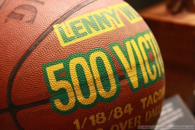 Lenny Wilkens' 500th win basketball