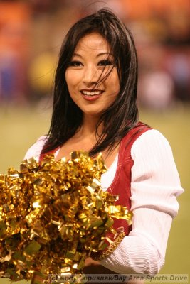 San Francisco 49ers cheerleader