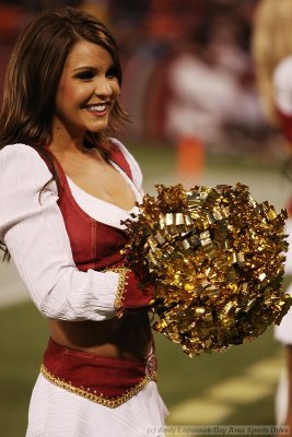 San Francisco 49ers cheerleader