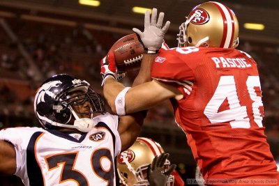 San Francisco 49ers TE Bear Pascoe comes down with the game-winning 2-point conversion