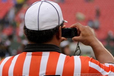 NFL ref takes a pre-game picture