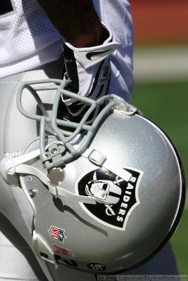 Oakland Raiders helmet