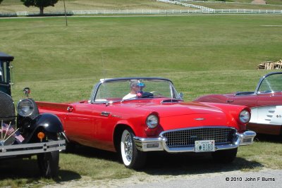 1957 Ford Thunderbird