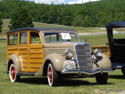 1935 Ford Station Wagon