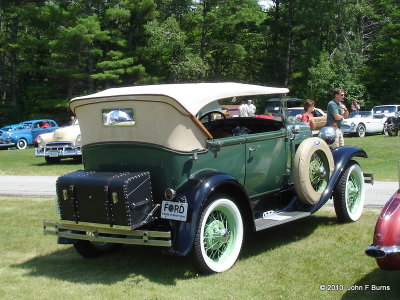 1931 Ford DeLuxe 2dr Phaeton