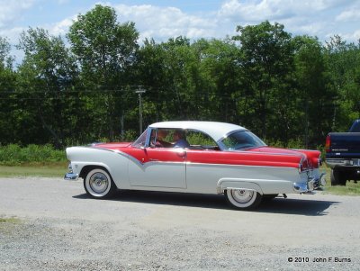 1955 Ford Fairlane Victoria