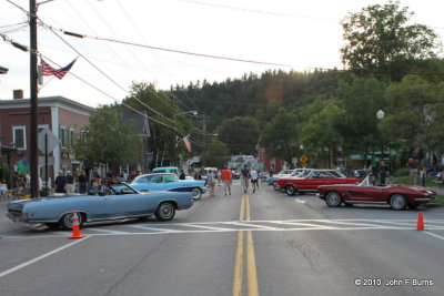 Stowe Village Saturday Night Block Party