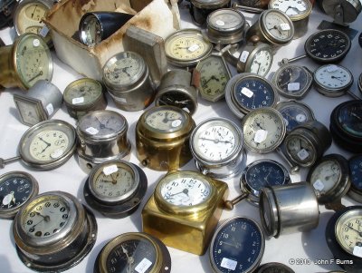 Early automobile clocks in the Flea Market