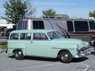 1952 Plymouth Suburban