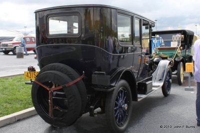 1915 Packard 338 Town Car