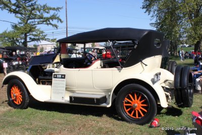 1917 Pierce-Arrow Touring
