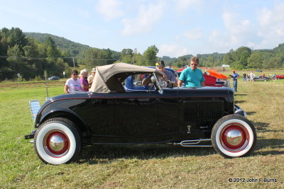 1932 Ford Roadster - Hot Rod