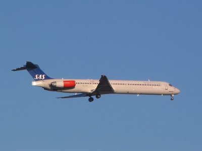Scandinavian MD-80