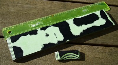 #181 Black Textile, UV Reactive Green Paper & White Canvas
