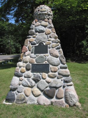 2179 war memorial at the lighthouse park